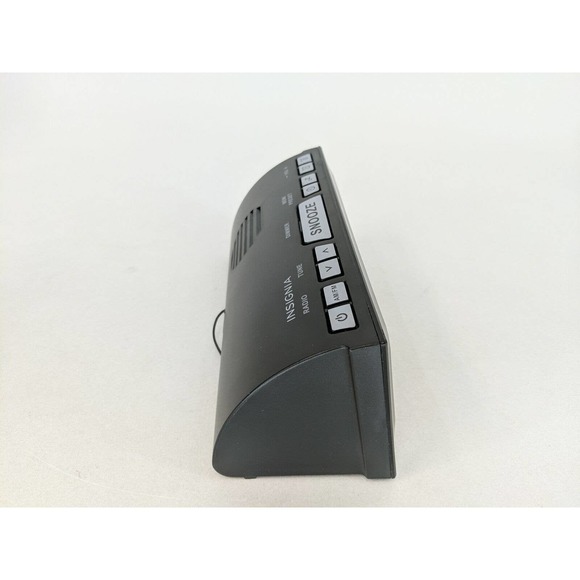 Best Buy essentials™ - BE-CLOPP3 Digital AM / FM Dual Alarm Clock - Black - Picture 4 of 8